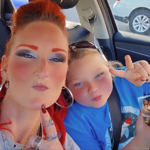 Meet your Posher, Dallace - Picture 8 of 12